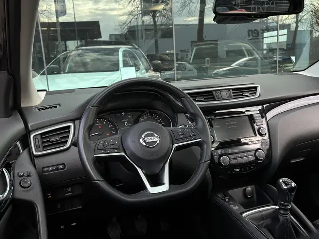 Nissan QASHQAI 1.3 DIG-T Design Edition 2021 Benzine 6