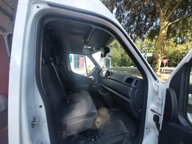 Opel Movano 2.3 Turbo L1H2-CAR PLAY 2022 Diesel 25