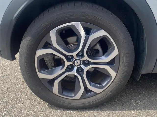 Renault Captur Techno 2023 Hybride Benzine 10