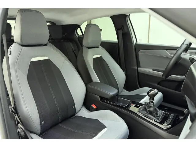 Opel Mokka 1.2 Turbo Business Elegance 2022 Benzine 13