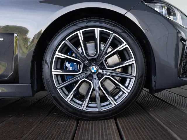 BMW 7 Serie Sedan 745e 2020 Hybride Benzine 6