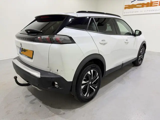 Peugeot 2008 1.2 Blue Lease Allure 2021 Benzine 7