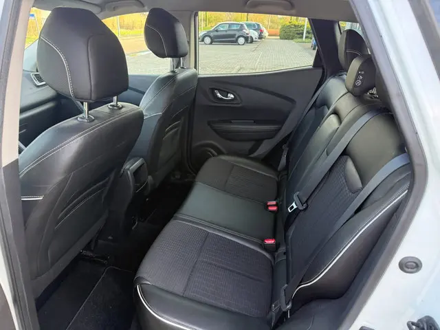 Renault Kadjar 1.2 TCe Bose 2016 Benzine 16