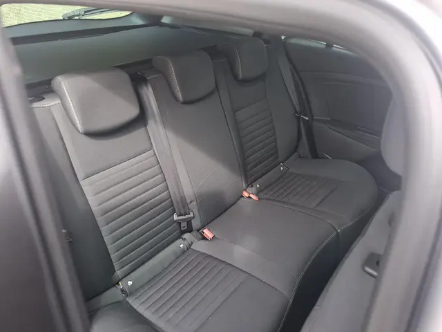 Renault Mégane Estate 1.2 TCe Limited 2016 Benzine 26