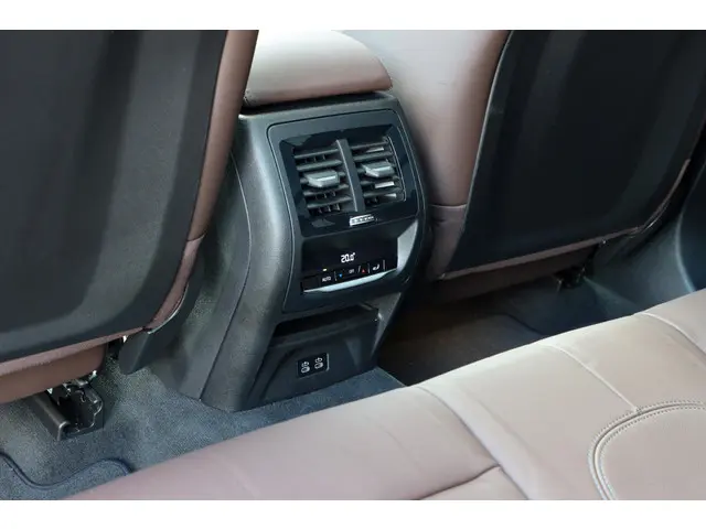 BMW X3 xDrive30e High Executive 2023 Hybride Benzine 49