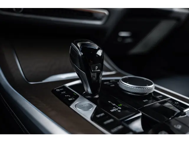 BMW X5 xDrive45e High Executive 2023 Hybride Benzine 17