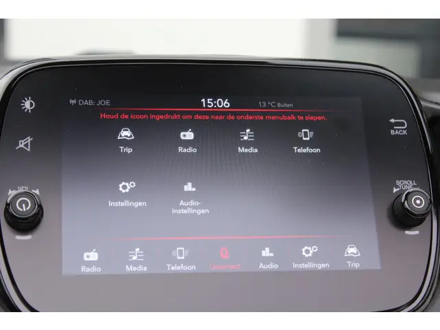 Fiat 500C 1.0 Hybrid Dolcevita 2022 Benzine 33