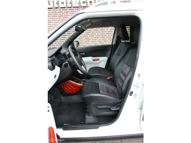 Suzuki Ignis 1.2 Stijl half leder, 12.000km 2019 Benzine 9