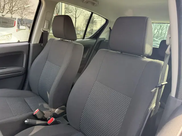 Suzuki Splash 1.2 Exclusive EASSS 2014 Benzine 19