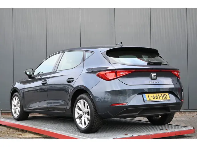 SEAT Leon 1.0 TSI Style Business Intense 2021 Benzine 6