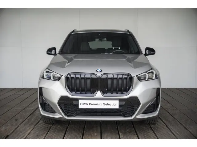 BMW X1 18i sDrive Aut. 2024 Benzine 3