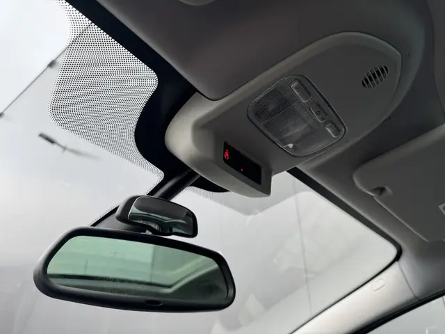 Peugeot 5008 1.2 PureTech Style 7p. 2016 Benzine 24