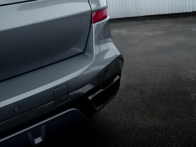 BMW X5 XDrive50e Launch Edition 2023 Hybride Benzine 6