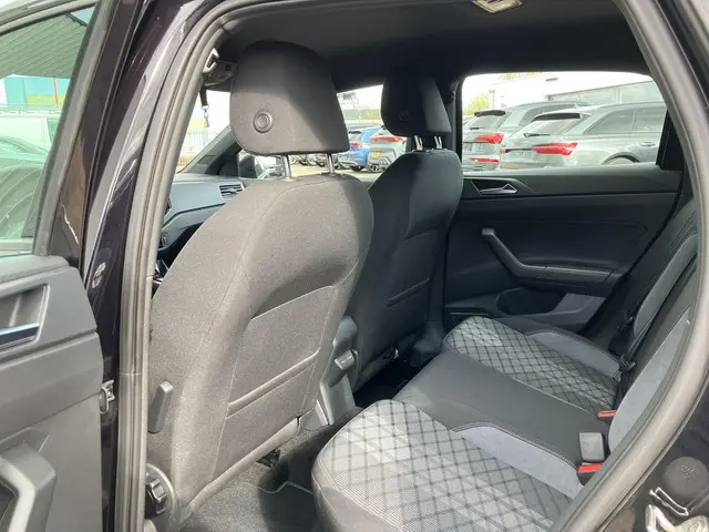 Volkswagen Polo 1.0TSI/95PK DSG R Line 2024 Benzine 18