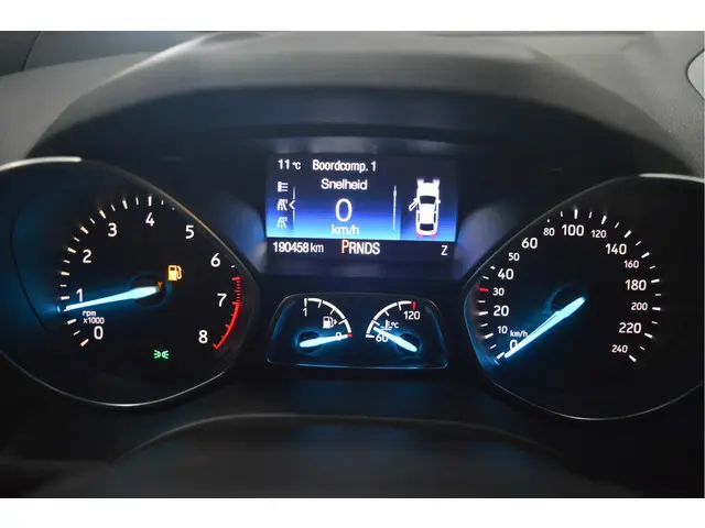 Ford Kuga 1.5 EcoBoost Vignale 2018 Benzine 21