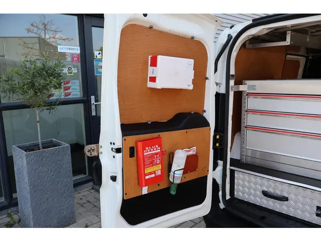 Opel Combo 1.6 CDTi L2H1 Edition 2019 Diesel 18