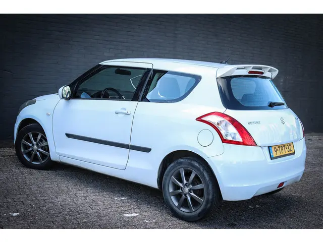 Suzuki Swift 1.2 Comfort EASSS 2014 Benzine 2