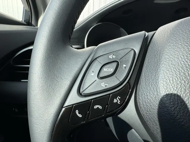 Toyota C-HR 1.8 Hybrid Dynamic 2023 Hybride Benzine 21