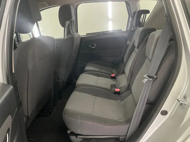 Renault Scénic 1.2 TCe Expression 2013 Benzine 8