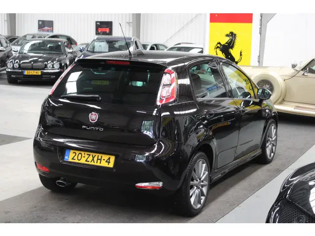 Fiat Punto Evo 0.9 TwinAir Sport 2013 Benzine 4