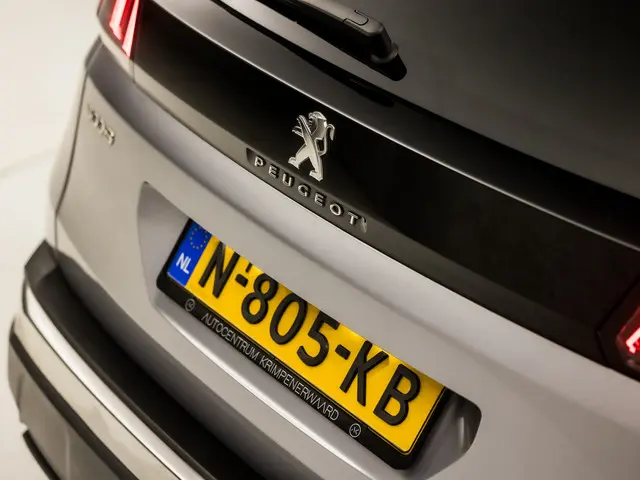 Peugeot 3008 1.2 PureTech Allure Sport 2021 Benzine 30