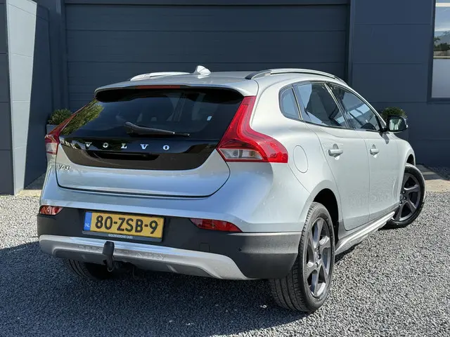 Volvo V40 2