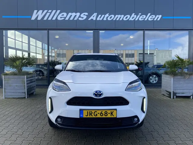Toyota Yaris Cross 1.5 Hybrid AWD 2022 Hybride Benzine 2