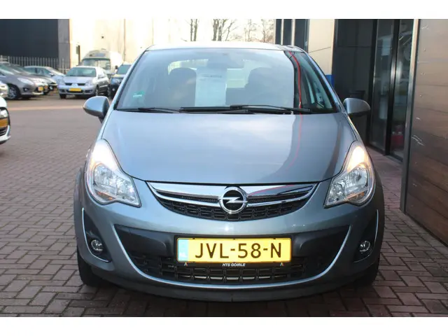 Opel Corsa 1.2-16V Selection 2013 Benzine 7