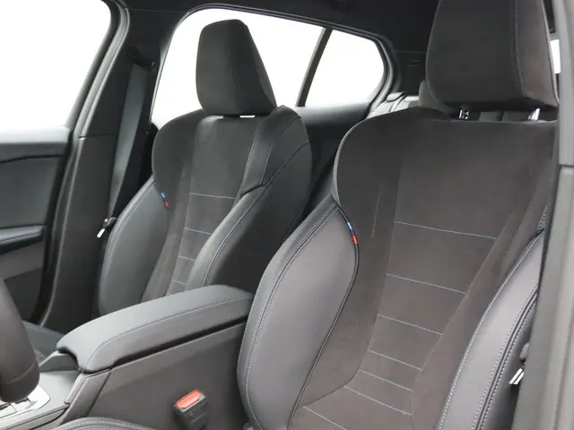 BMW 1 Serie 120 2025 Benzine 9