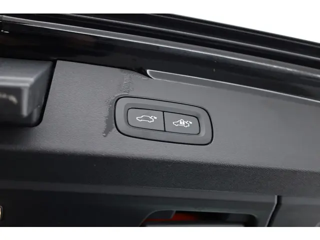 Volvo V60 2.0 T4 Inscription 2020 Benzine 21