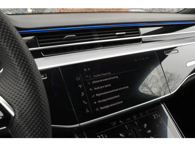 Audi A8 60 TFSI e quattro 2022 Hybride Benzine 16