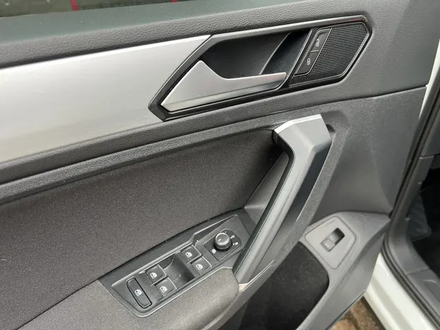 Volkswagen Tiguan 1.4 TSI ACT Highline 2016 Benzine 8