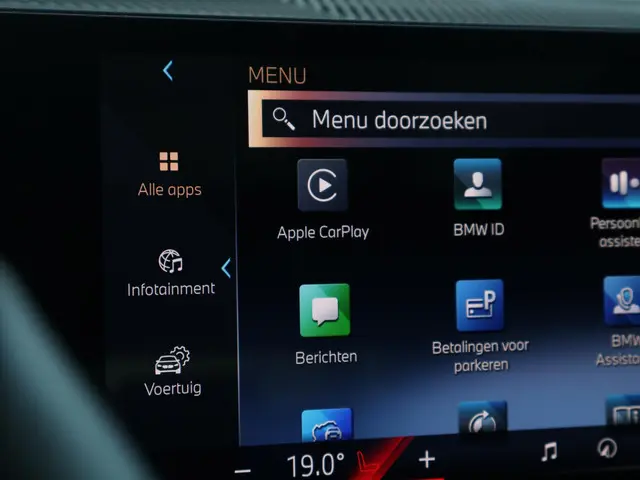 BMW 5 Serie Touring 530e 2024 Hybride Benzine 41