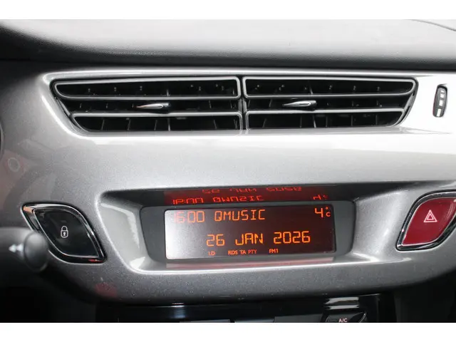 Citroën C3 1.0 VTi Attraction 2014 Benzine 16