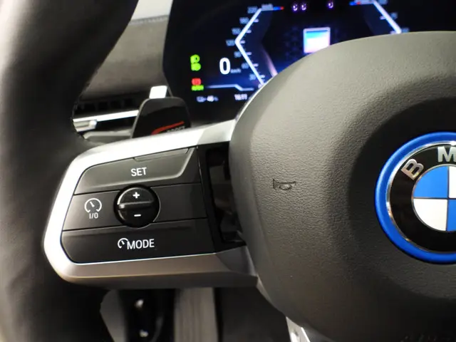 BMW iX2 xDrive30 2024 Elektrisch 12