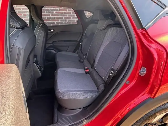Renault Captur TCe 90 techno 2025 Benzine 25