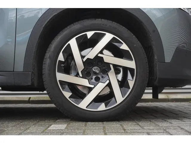 MINI Countryman Cooper C 2026 Benzine 8