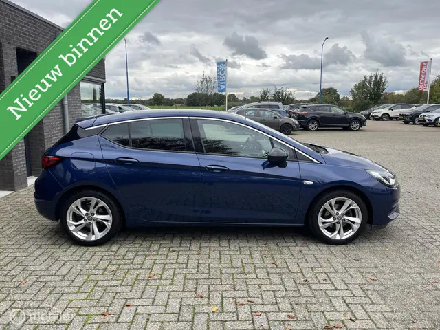 Opel Astra 1.2 Business Elegance | Trekhaak 2021 Benzine 6
