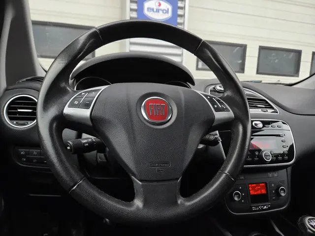 Fiat Punto Evo 0.9 TwinAir 2013 Benzine 21