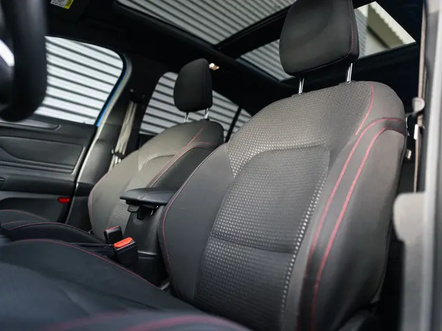 Ford Focus 1.0 EcoBoost ST Line Business 2019 Benzine 18