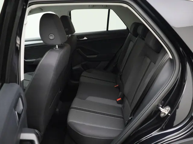Volkswagen T-Roc 1.5TSI/150PK Life DSG 2025 Benzine 19
