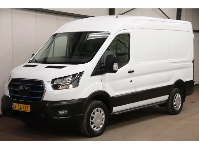 Ford E-Transit 425 L2H2 Trend 68 kWh 2023 Elektrisch