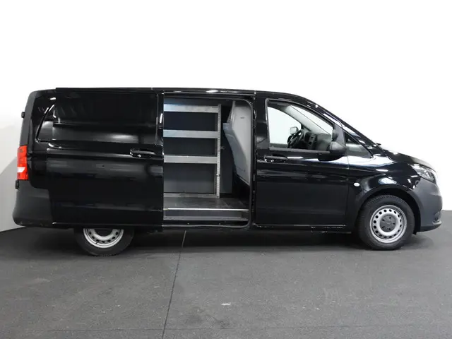 Mercedes-Benz Vito 111 CDI Functional Lang 2019 Diesel 32