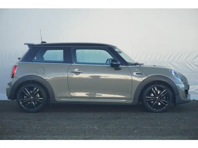 MINI 3-Deurs Cooper 2019 Benzine 5