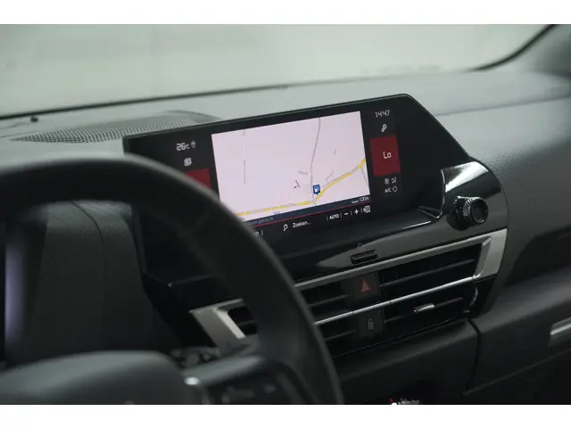 Citroën C4 Puretech 130 EAT8 Shine 2021 Benzine 55