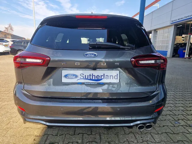 Ford Focus 1.0 EcoBoost Hybrid ST Line 2025 Benzine 7
