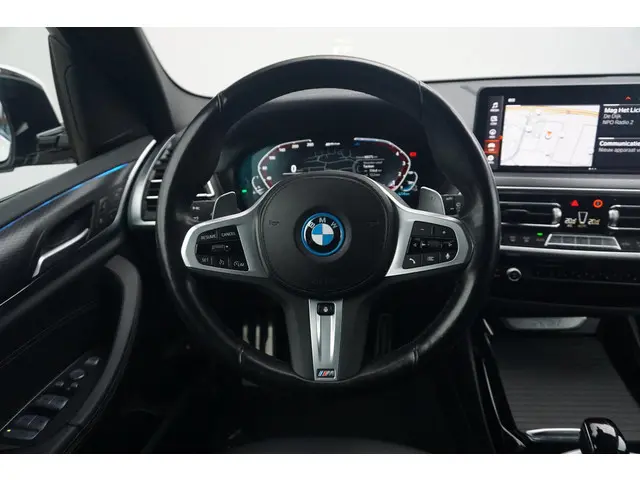 BMW X3 xDrive30e 2022 Hybride Benzine 16