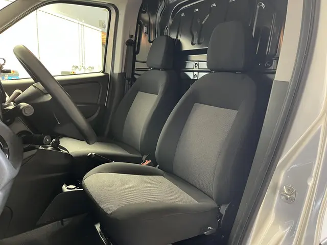 Fiat Doblò Cargo 1.6 MJ L1H1 2022 Diesel 6