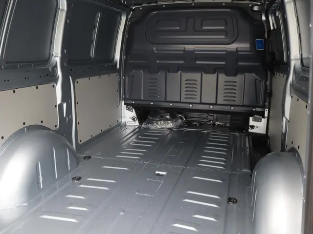 Mercedes-Benz eVito eVito Lang 66 kWh 2024 Elektrisch 25