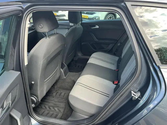 SEAT Leon Sportstourer 1.5 TSI Style 2021 Benzine 17